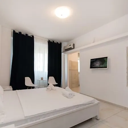 Apartment Near Old Town